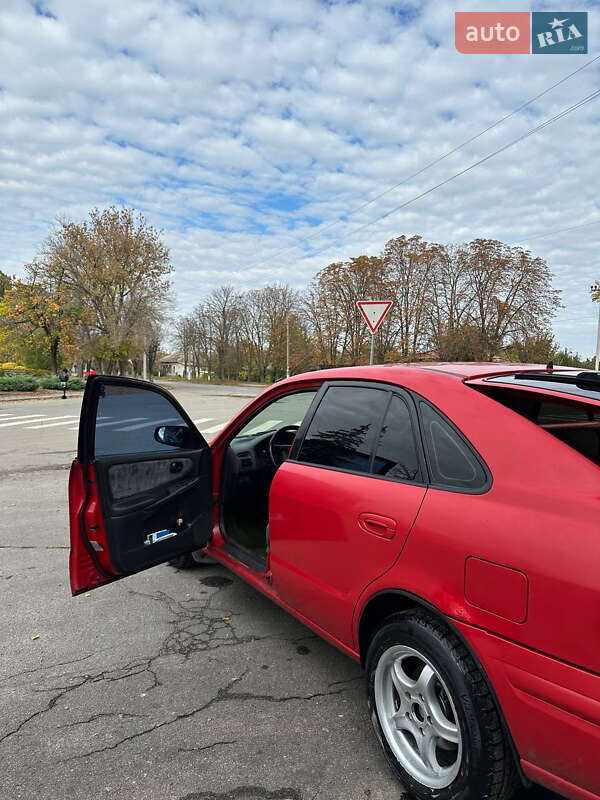 Хэтчбек Mazda 626 1999 в Кременчуге