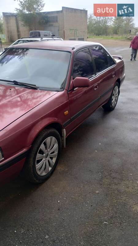 Седан Mazda 626 1991 в Одессе