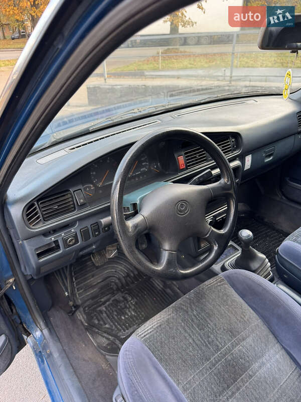 Седан Mazda 626 1990 в Рівному фото 12 Седан Mazda 626 1990 в Рівному
