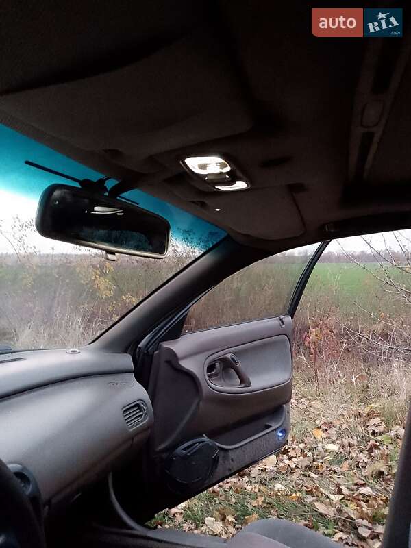 Хетчбек Mazda 626 1992 в Городку