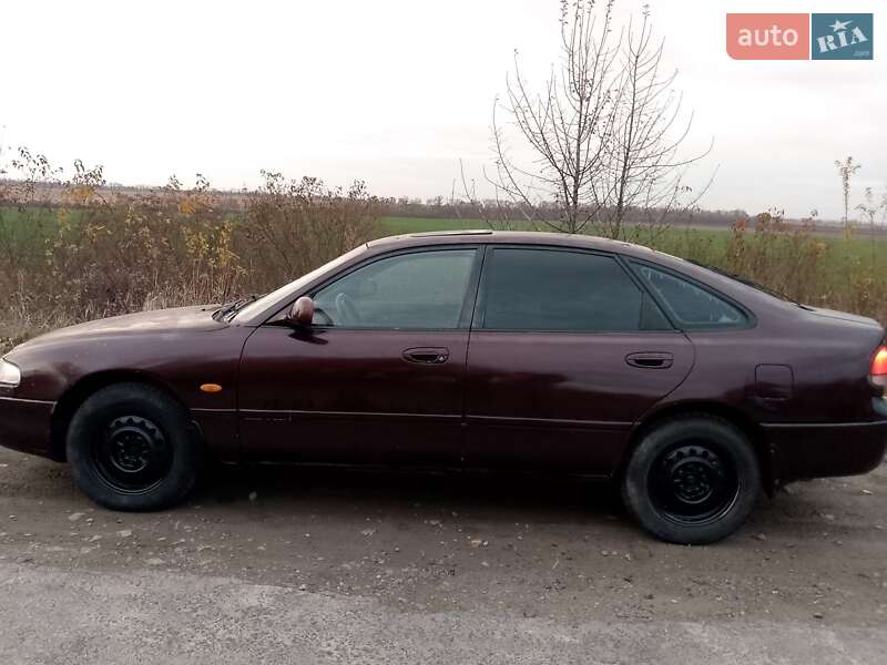 Хетчбек Mazda 626 1992 в Городку