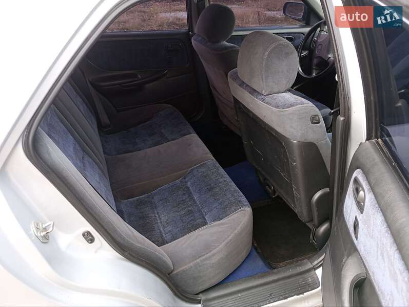 Седан Mazda 626 1999 в Старокостянтинові