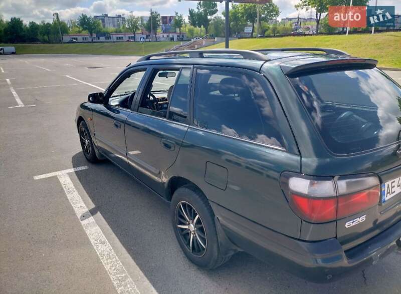 Универсал Mazda 626 1998 в Кривом Роге