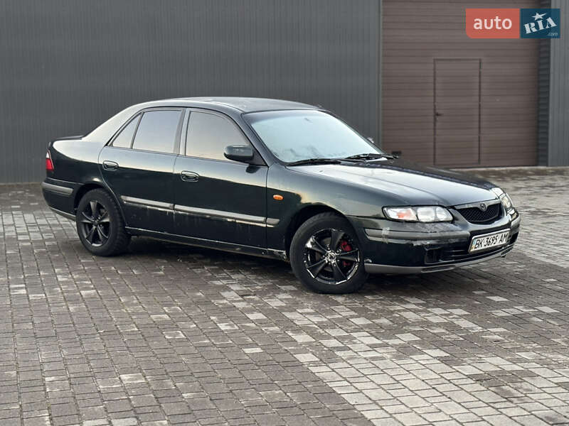 Седан Mazda 626 1997 в Сарнах