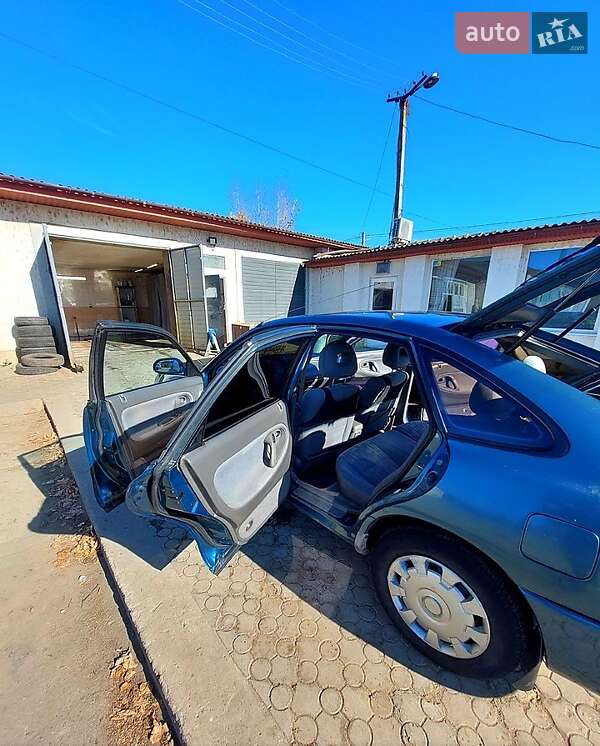 Универсал Mazda 626 1992 в Килии