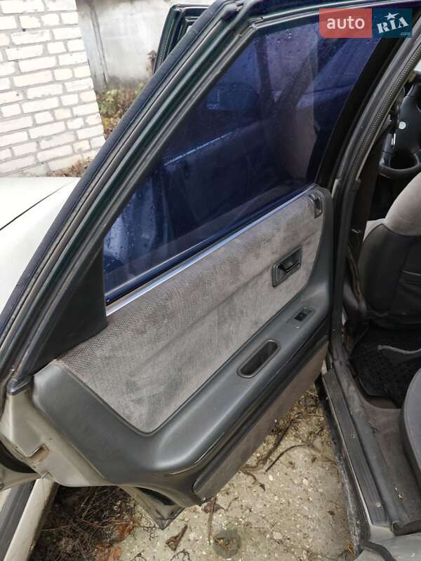 Хетчбек Mazda 626 1988 в Харкові фото 5 Хетчбек Mazda 626 1988 в Харкові