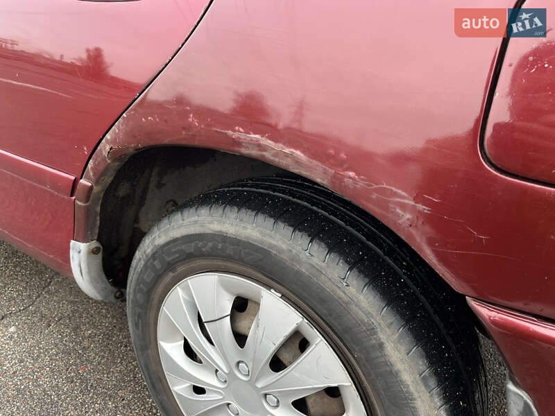 Седан Mazda 626 1995 в Києві