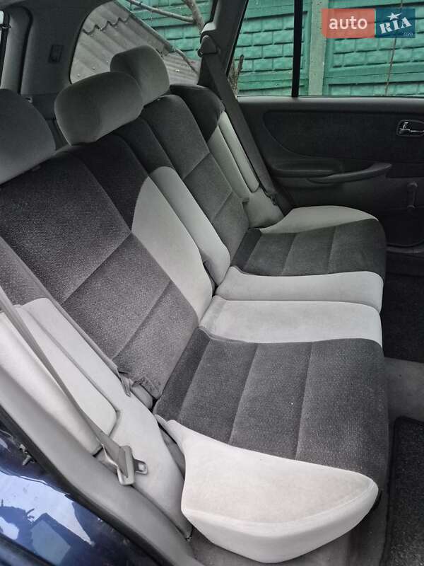 Универсал Mazda 626 2001 в Белой Церкви