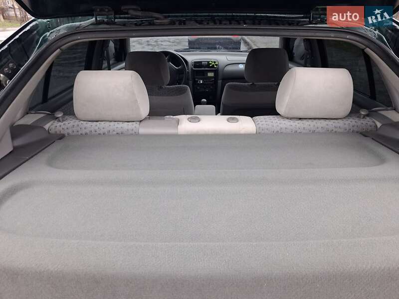 Хэтчбек Mazda 626 2000 в Калуше