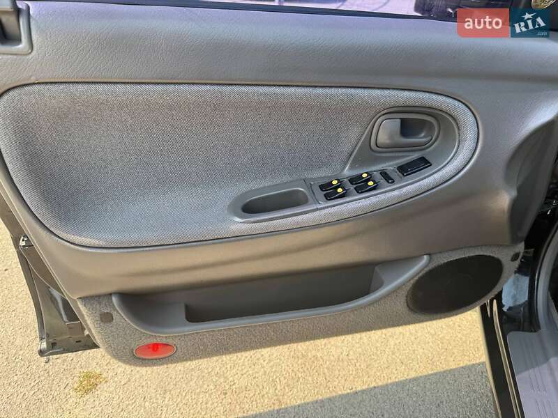 Хэтчбек Mazda 626 1993 в Черкассах