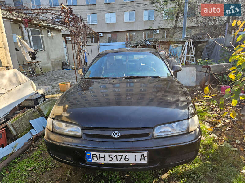 Хетчбек Mazda 626 1993 в Одесі