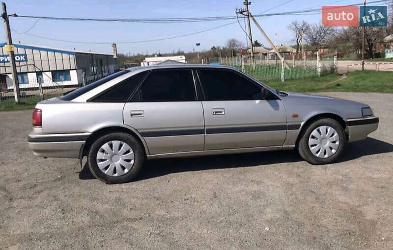 Хэтчбек Mazda 626 1992 в Верхней Сыроватке фото 2 Хэтчбек Mazda 626 1992 в Верхней Сыроватке