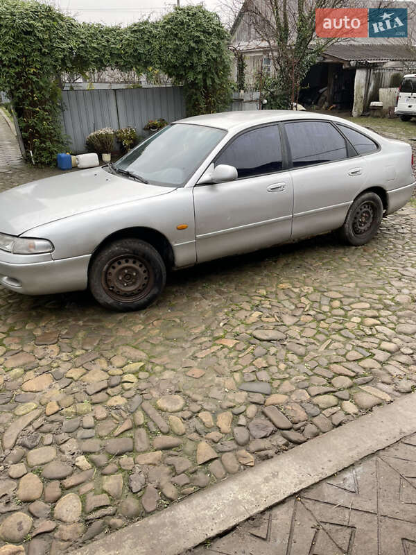 Хетчбек Mazda 626 1994 в Радивиліві