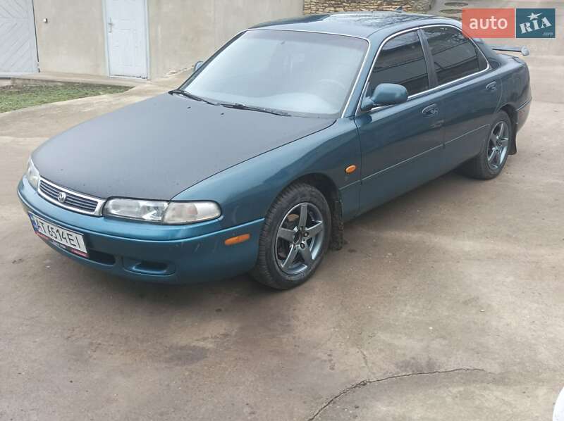 Седан Mazda 626 1994 в Снятине