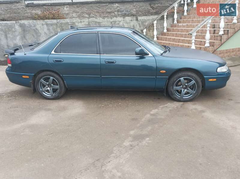 Седан Mazda 626 1994 в Снятине