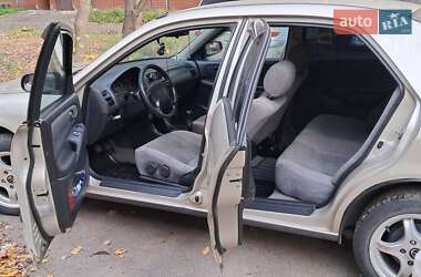 Седан Mazda 626 1998 в Киеве