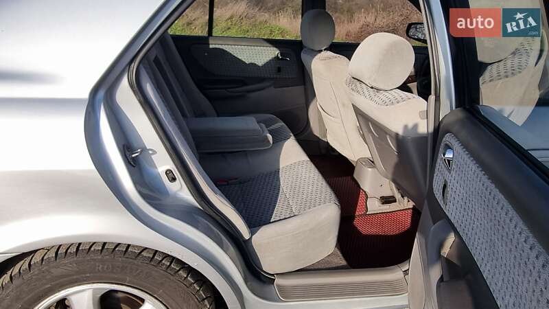 Седан Mazda 626 2000 в Одессе