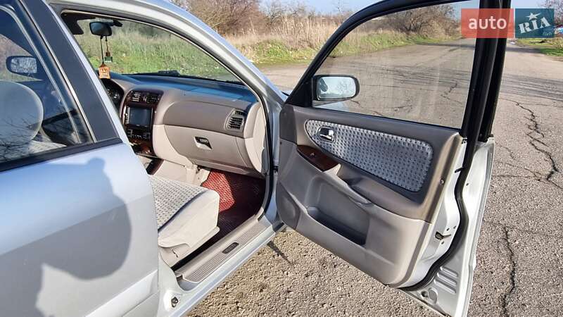Седан Mazda 626 2000 в Одессе