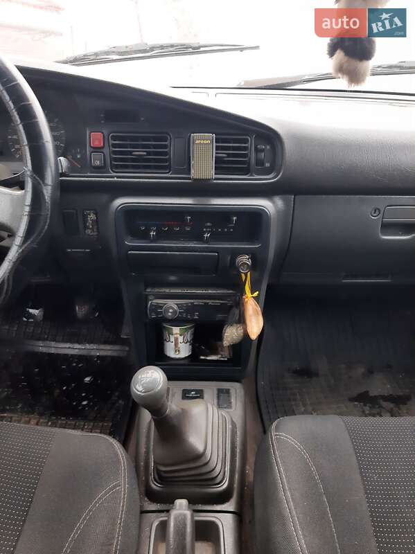 Хэтчбек Mazda 626 1989 в Одессе