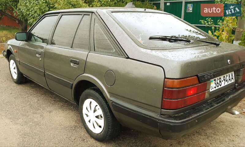 Хэтчбек Mazda 626 1987 в Никополе