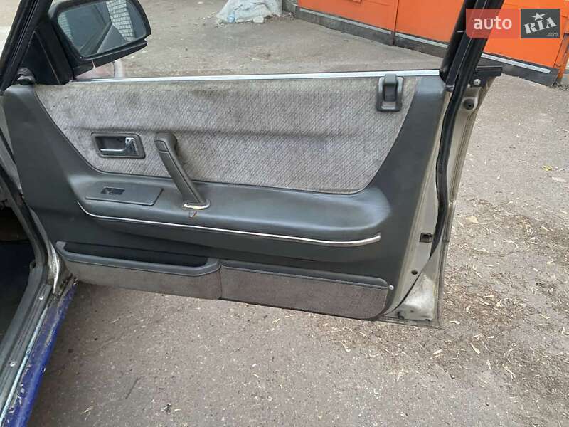 Хэтчбек Mazda 626 1989 в Кременчуге