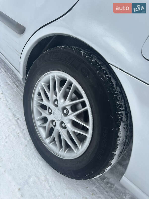 Хэтчбек Mazda 626 1997 в Ровно