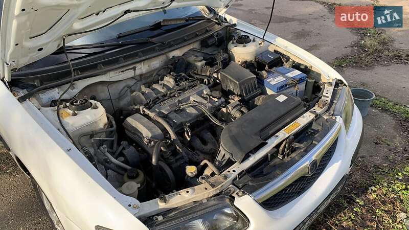 Хэтчбек Mazda 626 1998 в Рени