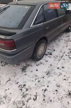 Седан Mazda 626 1987 в Сарнах