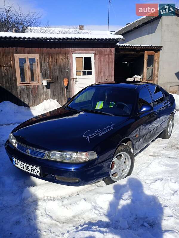 Хетчбек Mazda 626 1996 в Нововолинську фото Хетчбек Mazda 626 1996 в Нововолинську