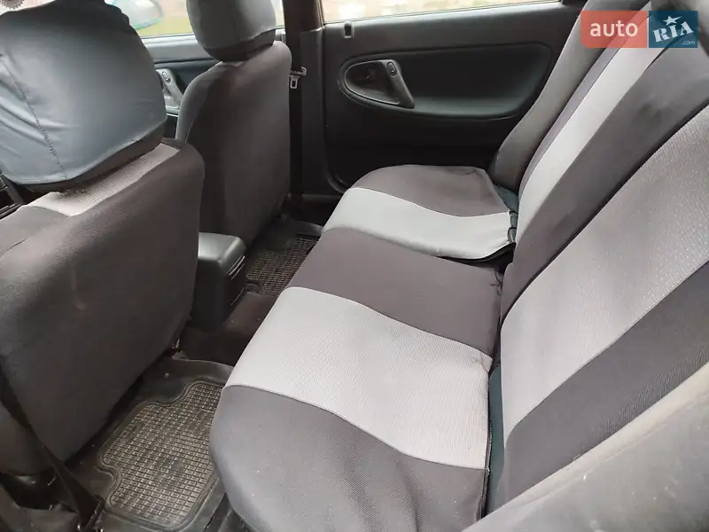 Mazda 626 1995 VIN JMZGC142201812268 фото оголошення 4 з 34