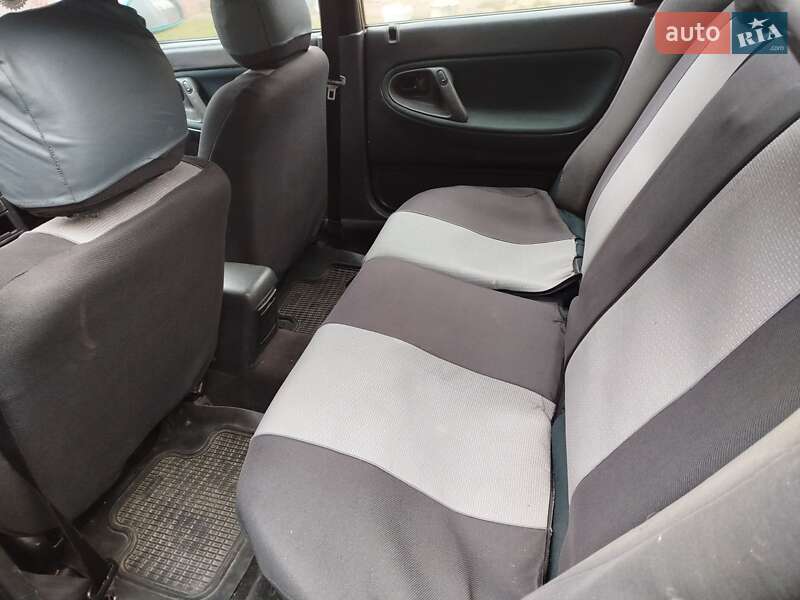 Хэтчбек Mazda 626 1995 в Львове