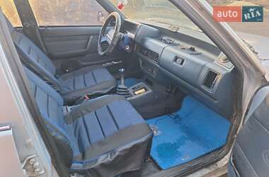 Седан Mazda 626 1985 в Харькове