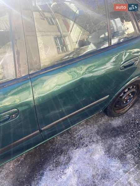 Хетчбек Mazda 626 1997 в Коростишеві