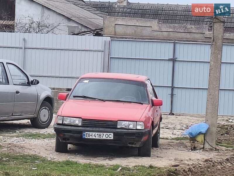 Седан Mazda 626 1986 в Белгороде-Днестровском