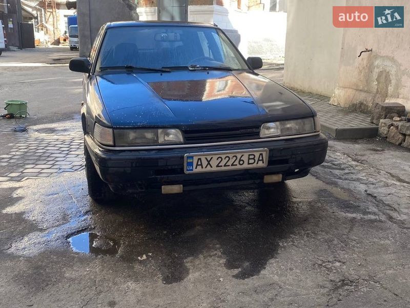 Седан Mazda 626 1992 в Харькове