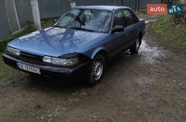 Седан Mazda 626 1990 в Черновцах