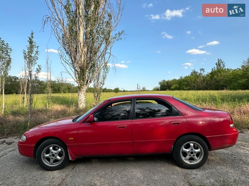 Седан Mazda 626 1992 в Запорожье