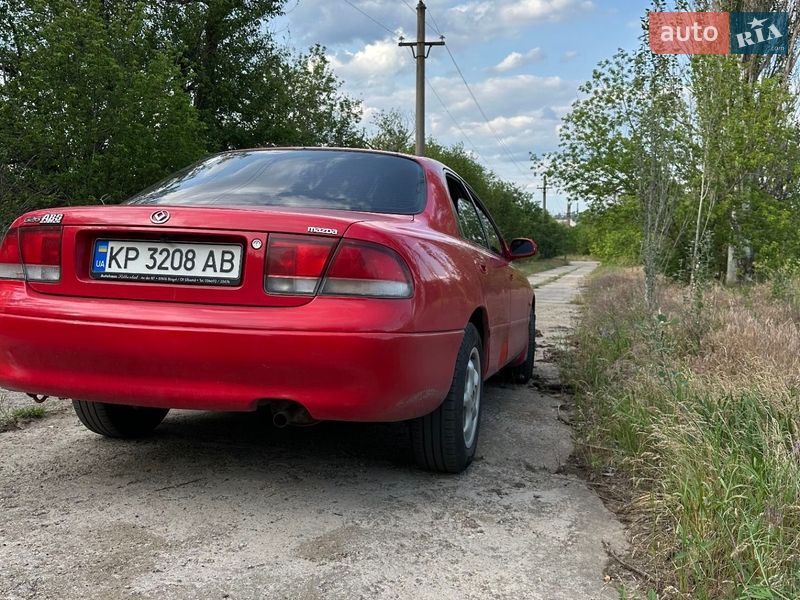 Седан Mazda 626 1992 в Запорожье