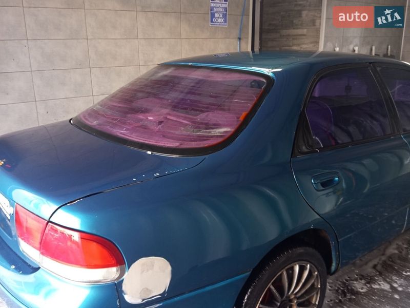 Седан Mazda 626 1992 в Охтирці