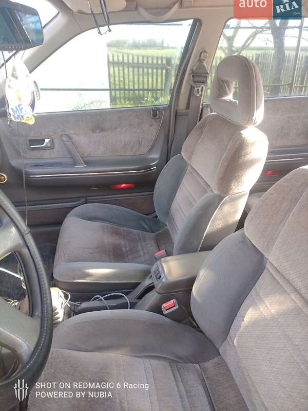 Хэтчбек Mazda 626 1989 в Вознесенске