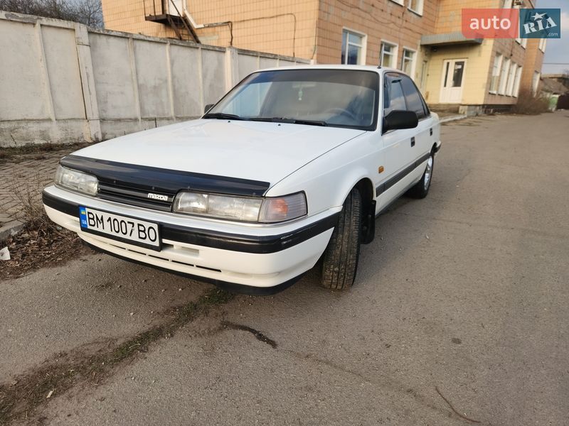 Седан Mazda 626 1990 в Полтаве