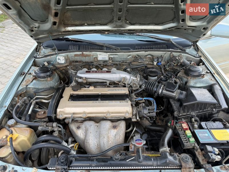 Хэтчбек Mazda 626 1988 в Черновцах