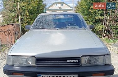 Седан Mazda 626 1986 в Летичеве