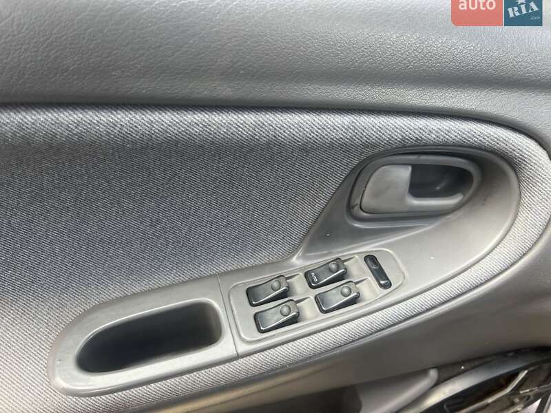 Універсал Mazda 626 1993 в Брусилові фото Універсал Mazda 626 1993 в Брусилові
