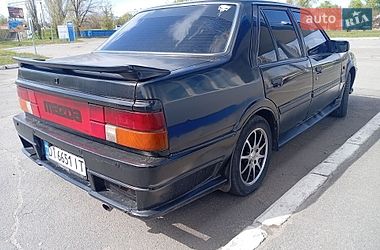 Седан Mazda 626 1985 в Кременчуге