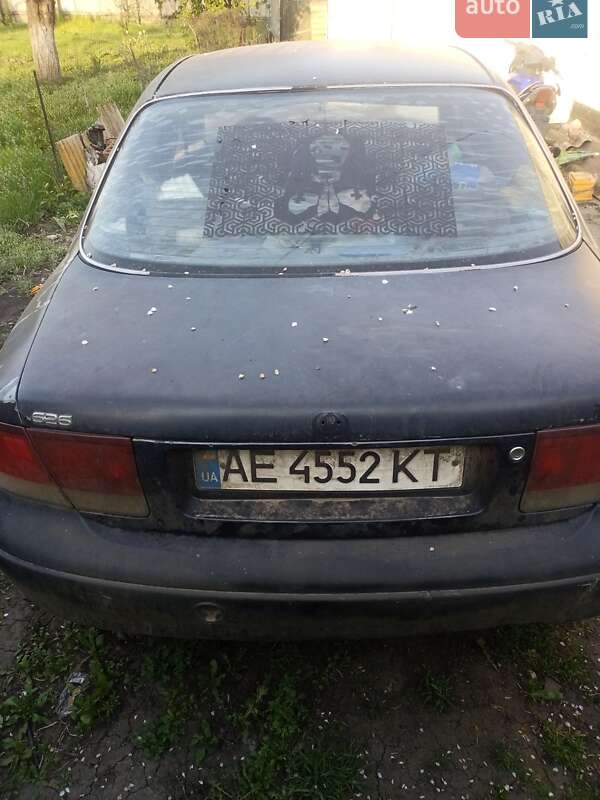 Седан Mazda 626 1995 в Павлограде