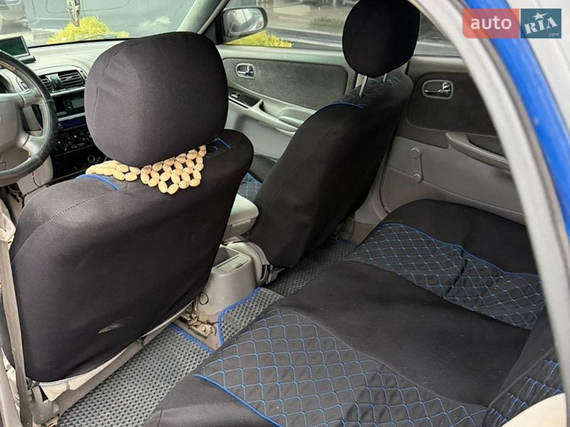 Хэтчбек Mazda 626 2000 в Черновцах