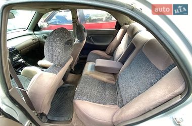 Седан Mazda 626 1993 в Южноукраинске