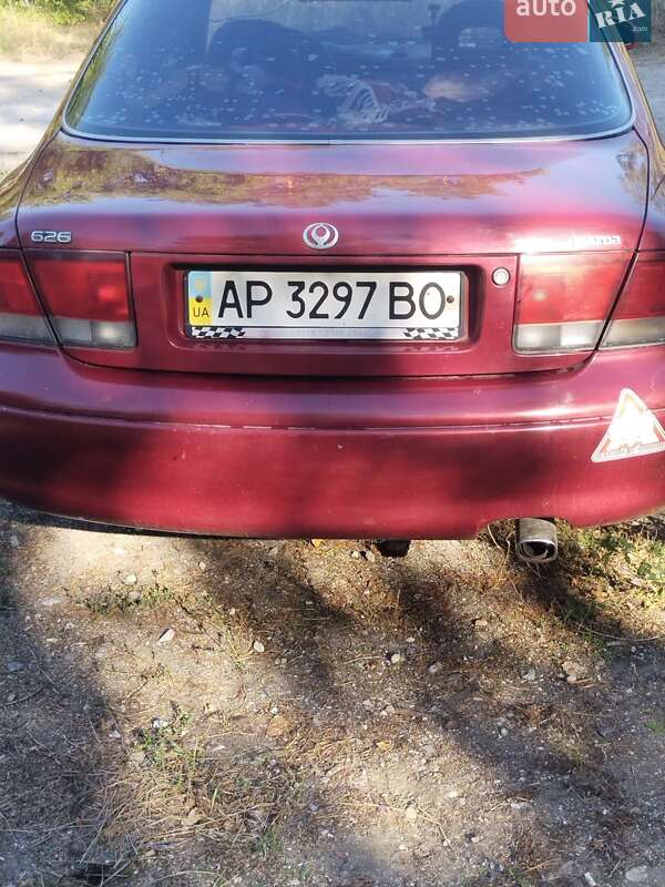 Седан Mazda 626 1995 в Запоріжжі