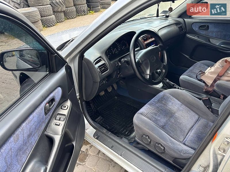 Седан Mazda 626 1997 в Хмельницком